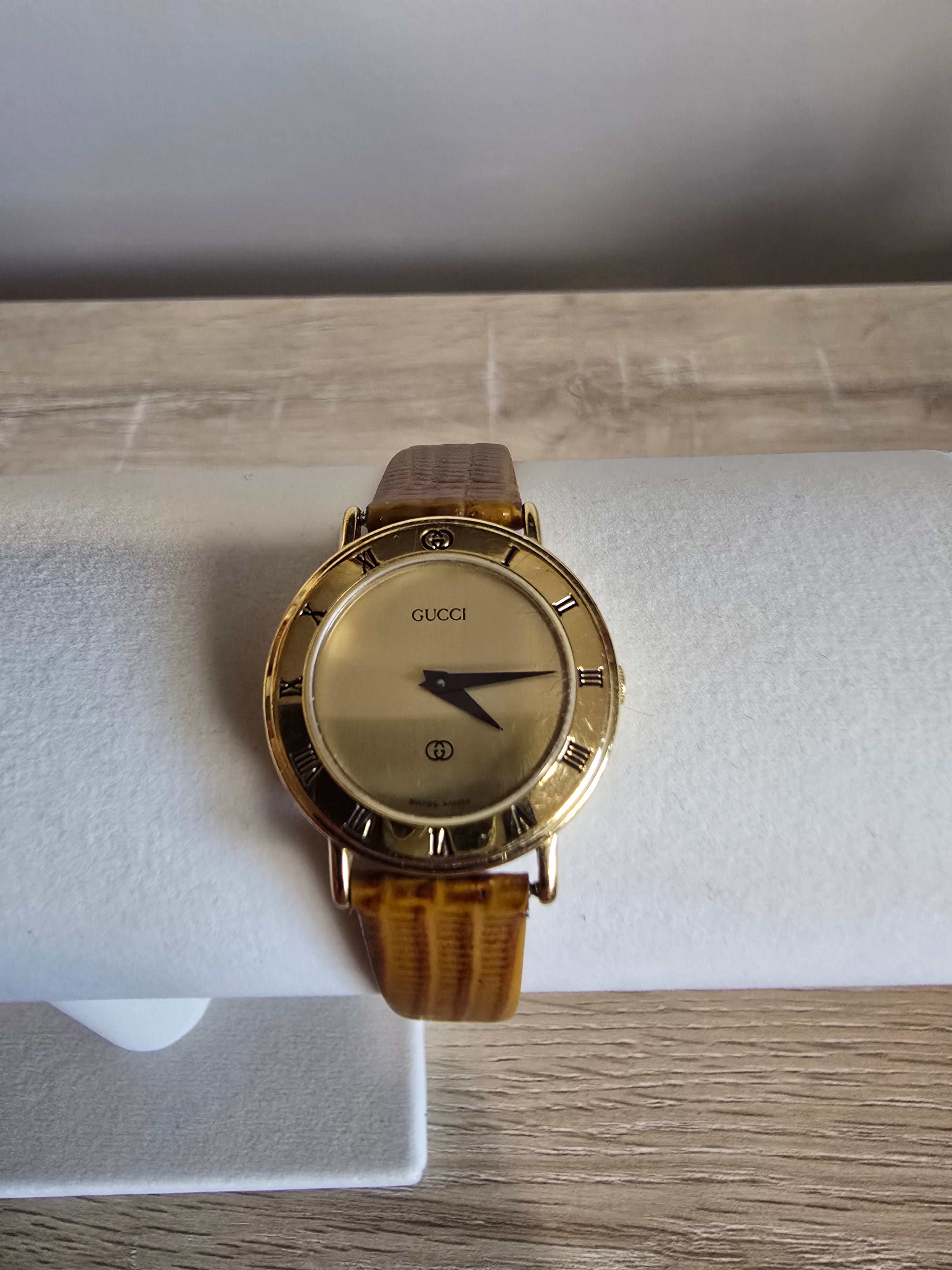 Gucci 3000M Vintage Watch Champagne Dial Roman Numeral Bezel Brown Lizard Strap