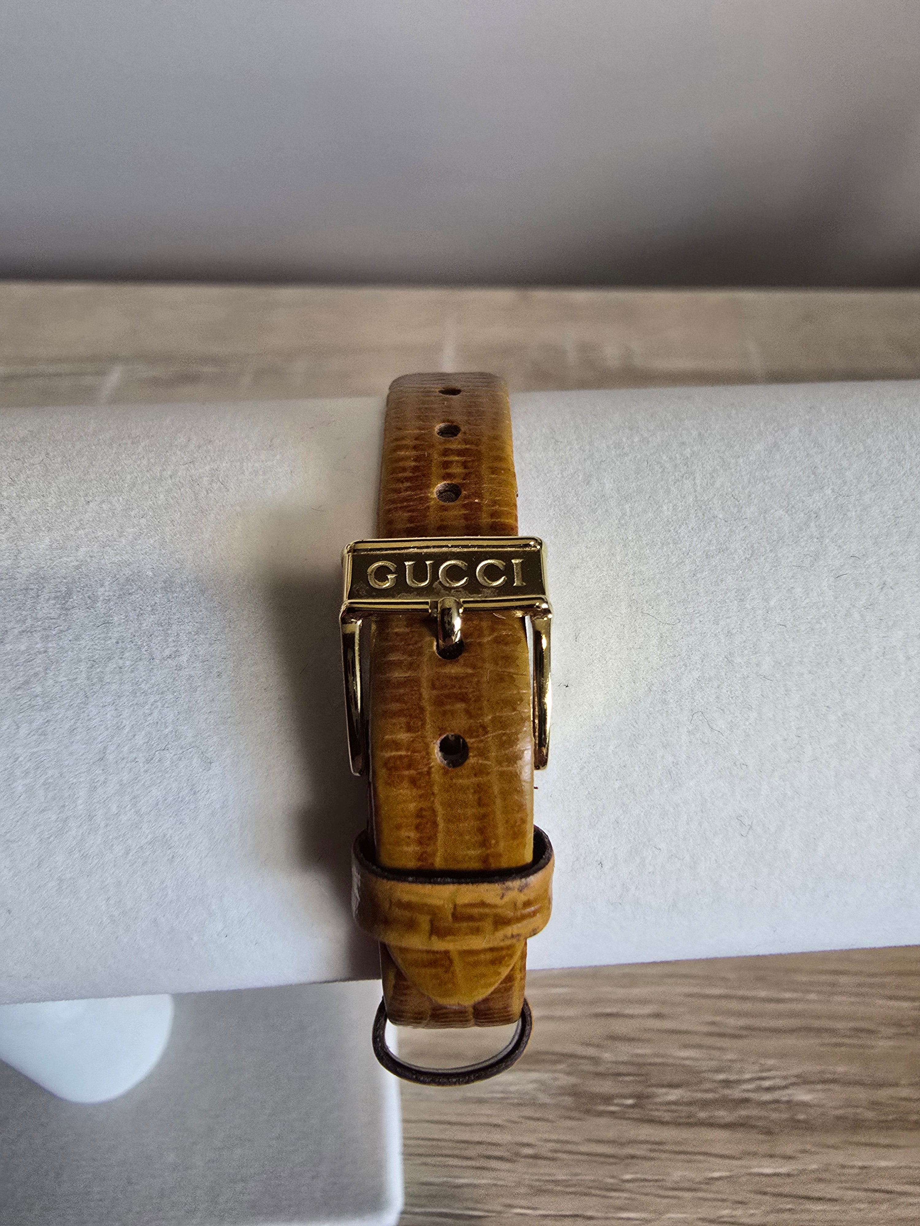Gucci 3000M Vintage Watch Champagne Dial Roman Numeral Bezel Brown Lizard Strap