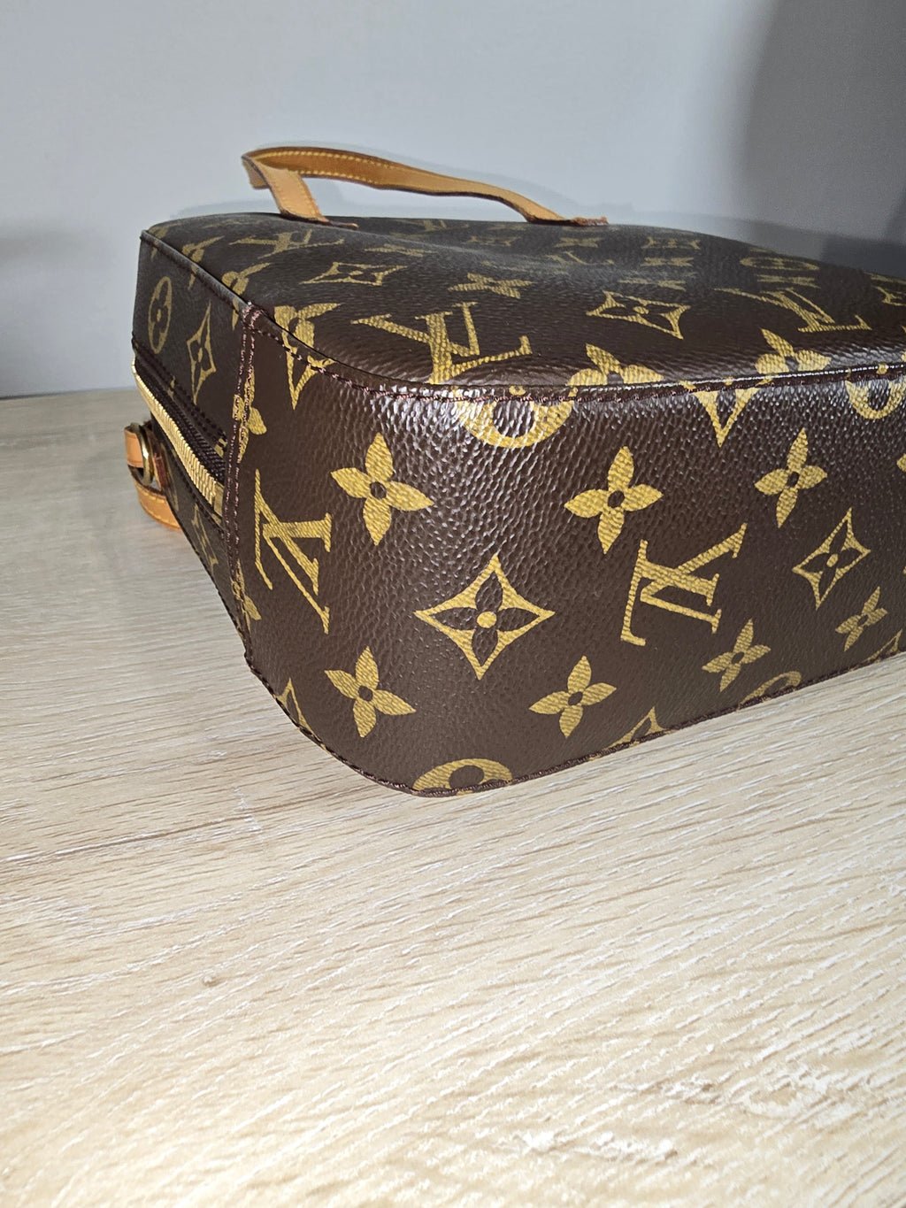 Louis Vuitton Monogram Spontini Satchel Vachetta Leather Handles Shoulder Strap