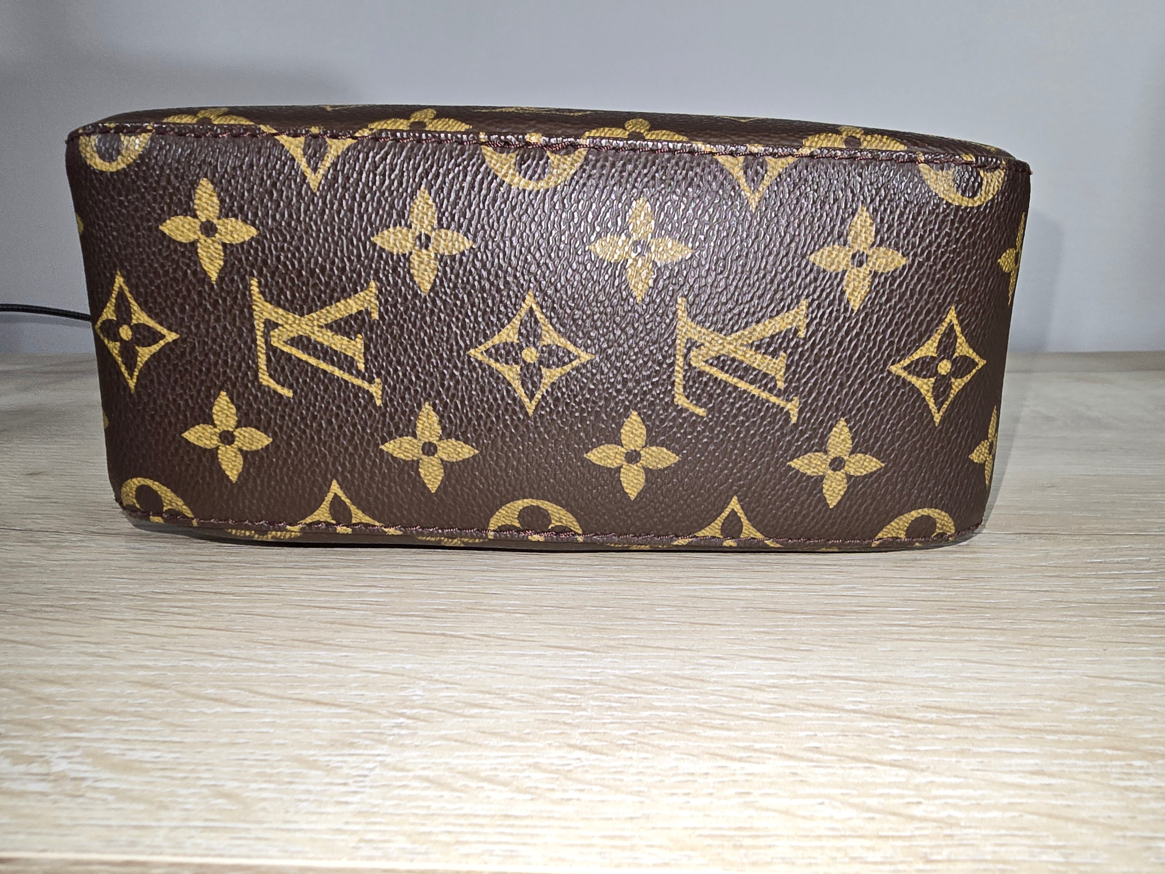 Louis Vuitton Monogram Spontini Satchel Vachetta Leather Handles Shoulder Strap