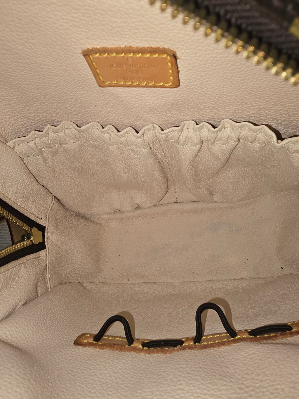 Louis Vuitton Monogram Spontini Satchel Vachetta Leather Handles Shoulder Strap