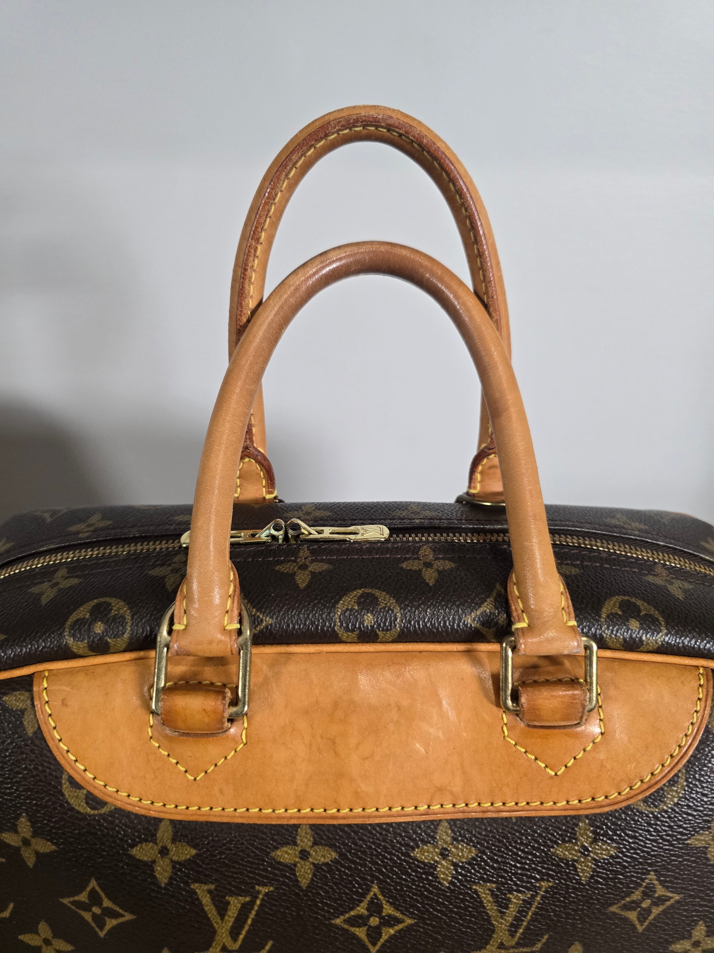 Louis Vuitton Deauville Monogram Canvas Tote Bag