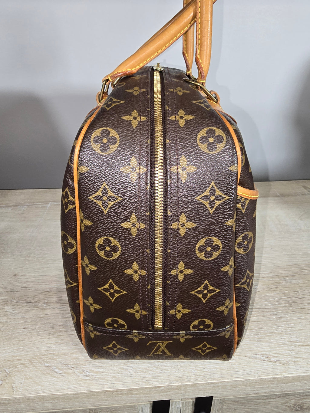 Louis Vuitton Deauville Monogram Canvas Tote Bag