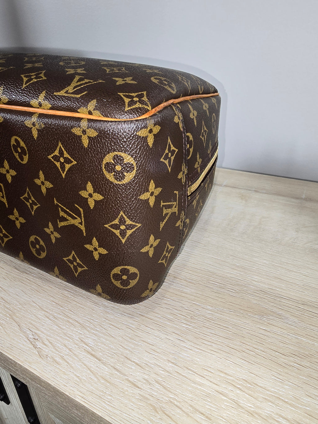 Louis Vuitton Deauville Monogram Canvas Tote Bag