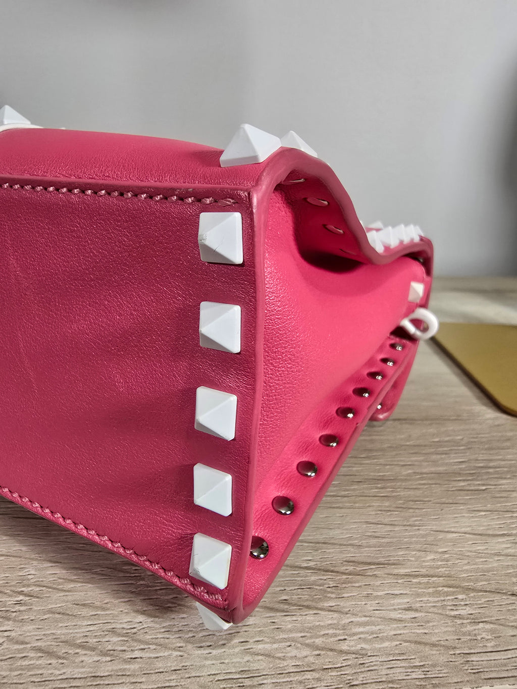 Valentino Garavani My Rockstud Shoulder Bag Pink White Leather Studded Strap