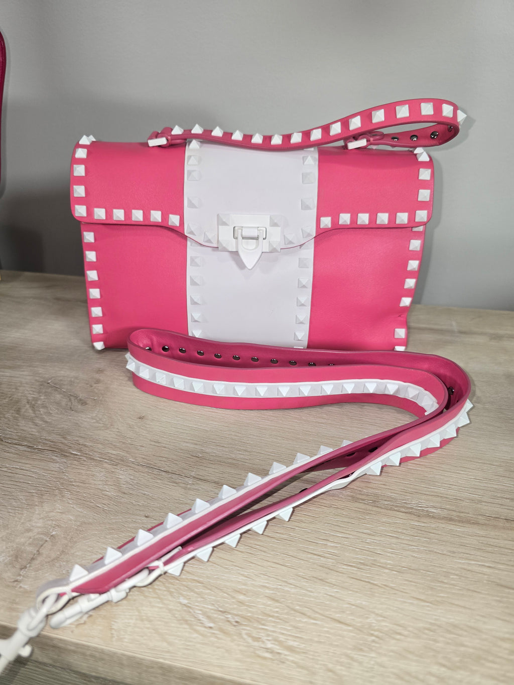 Valentino Garavani My Rockstud Shoulder Bag Pink White Leather Studded Strap