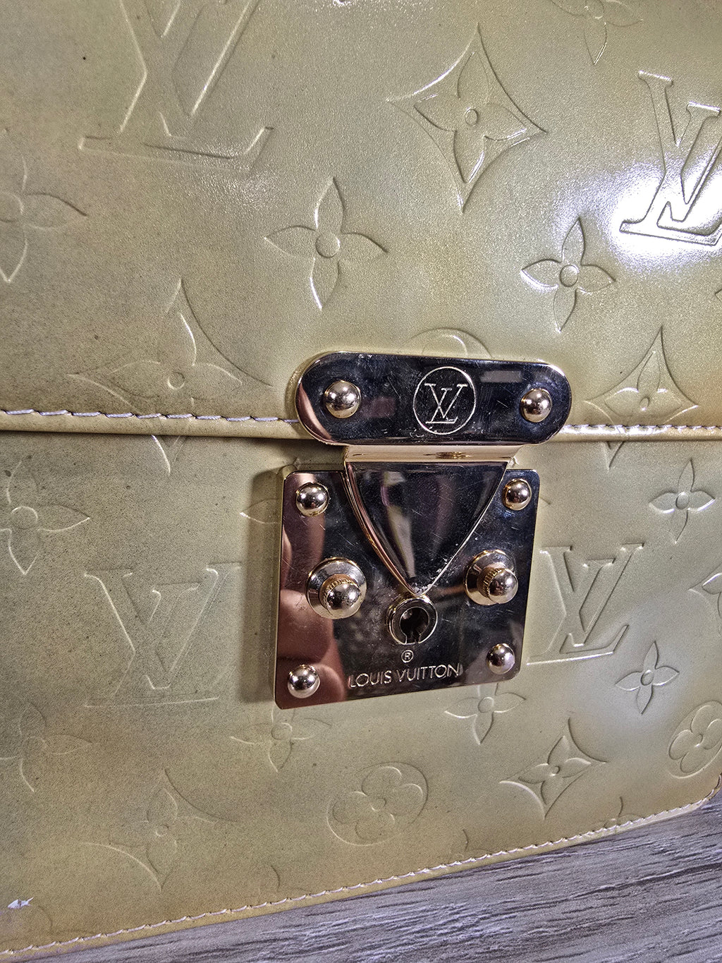 Louis Vuitton Monogram Vernis Spring Street Hand Bag Yellow Gold Hardware