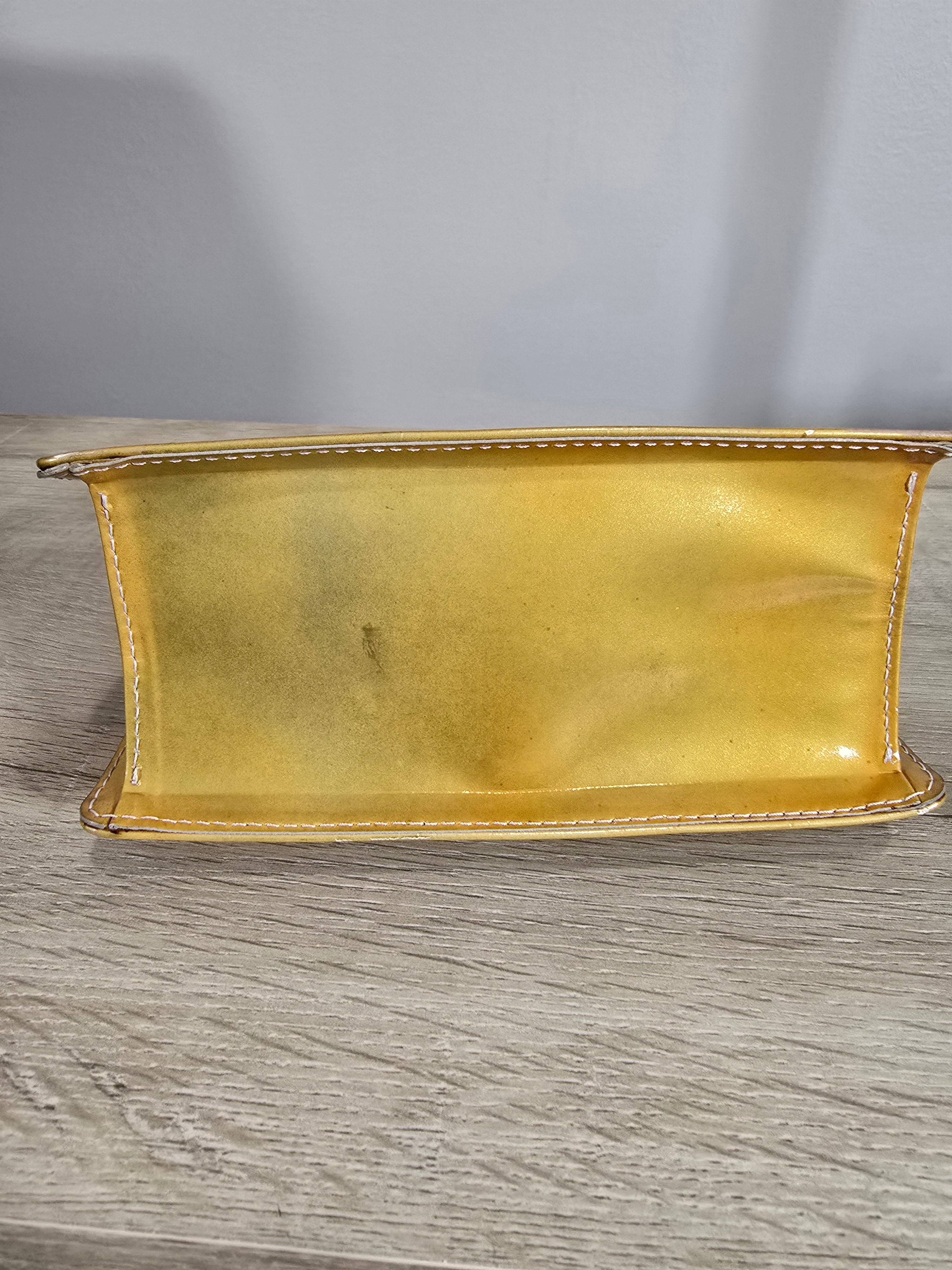 Louis Vuitton Monogram Vernis Spring Street Hand Bag Yellow Gold Hardware