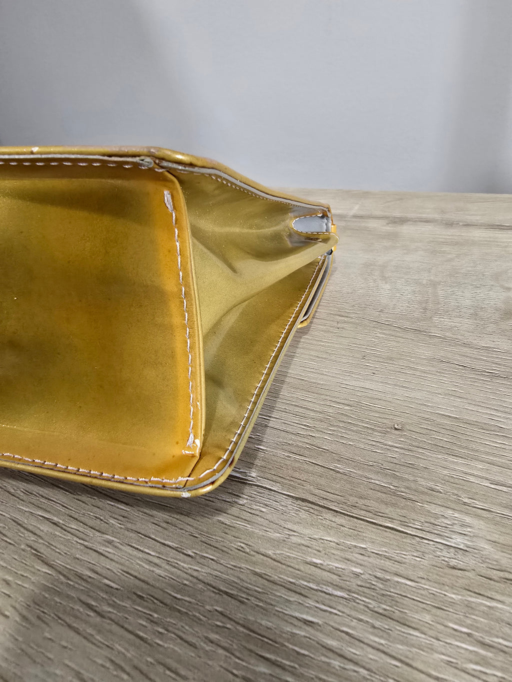 Louis Vuitton Monogram Vernis Spring Street Hand Bag Yellow Gold Hardware