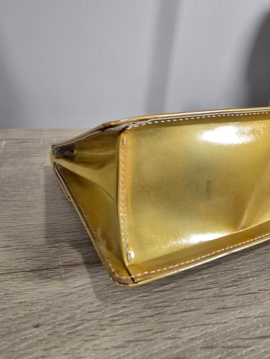 Louis Vuitton Monogram Vernis Spring Street Hand Bag Yellow Gold Hardware