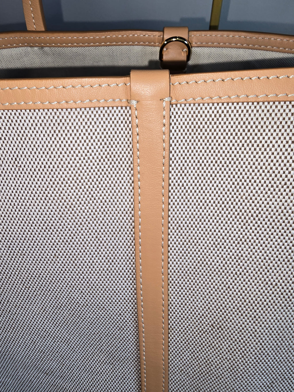 Burberry Beach Logo Extra Large Canvas Tote — Beige