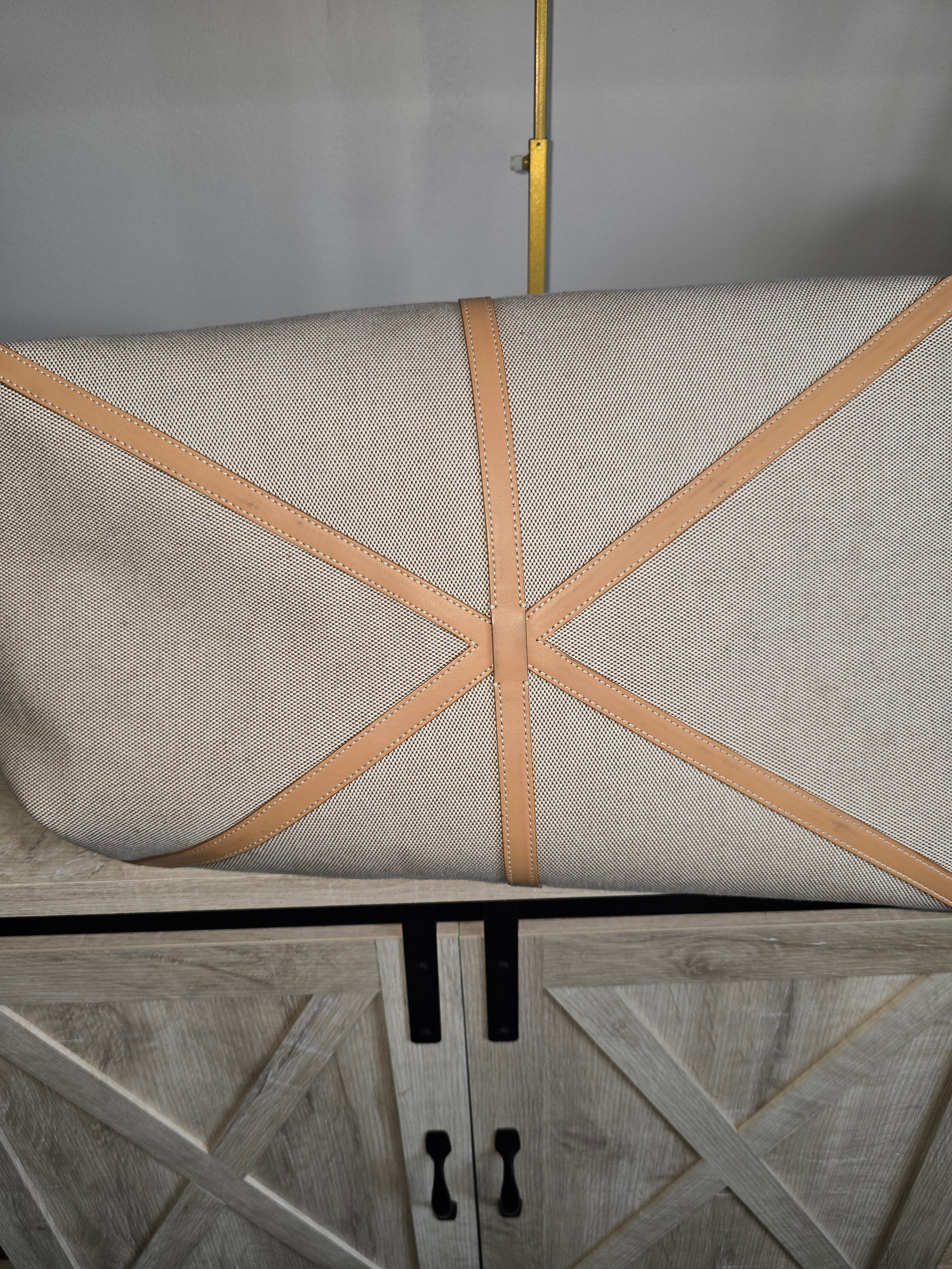 Burberry Beach Logo Extra Large Canvas Tote — Beige