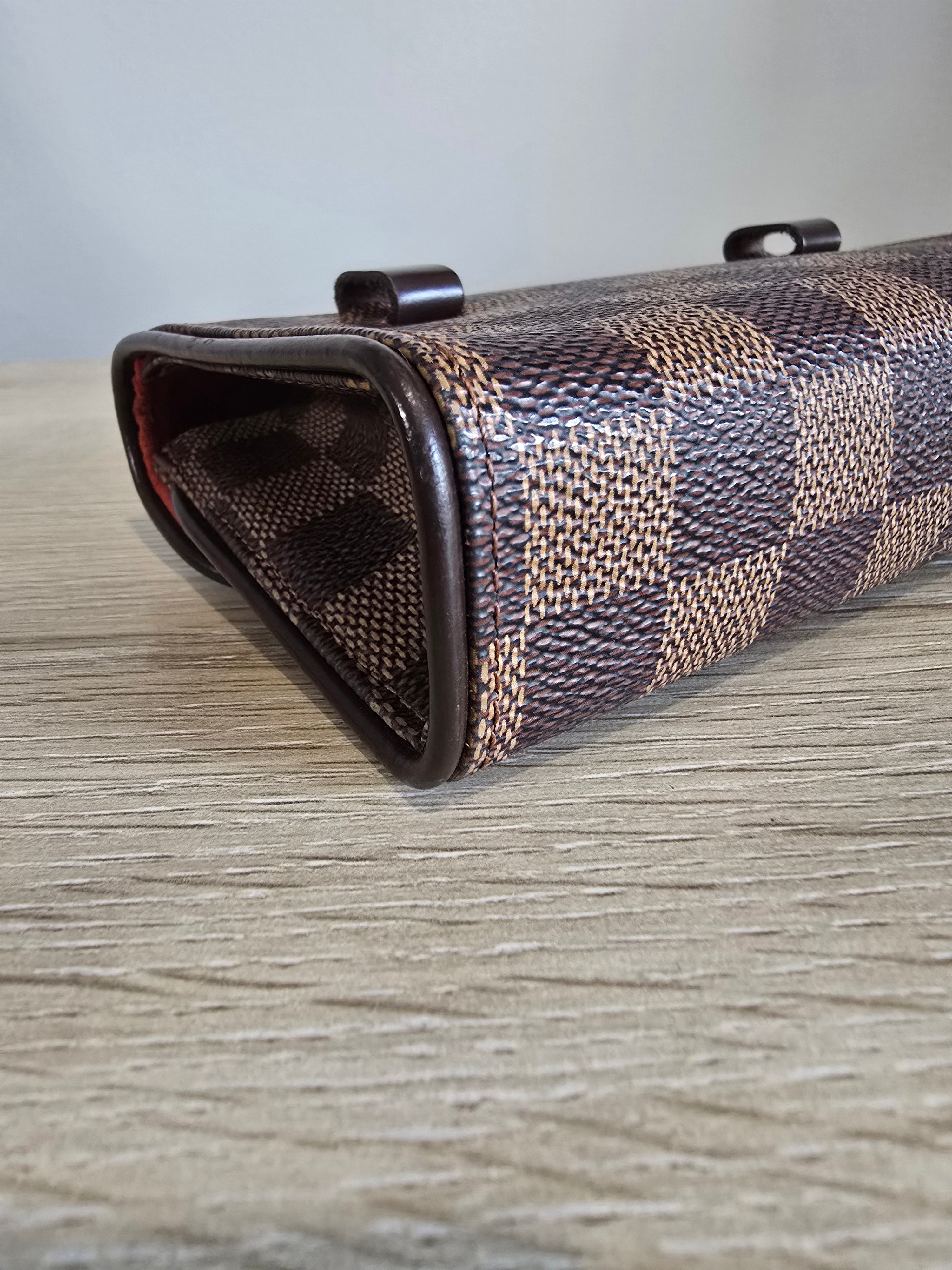 Louis Vuitton Damier Ebene Pochette Florentine