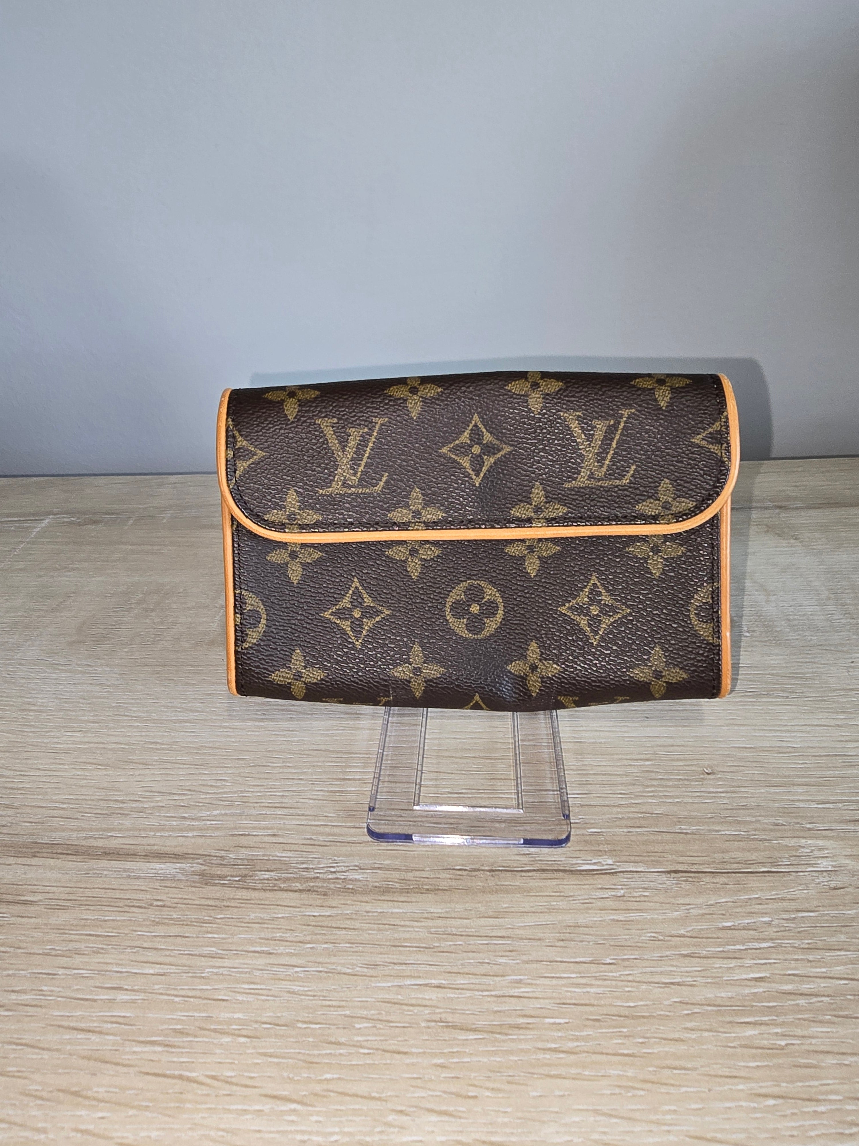Louis Vuitton Monogram Pochette Florentine