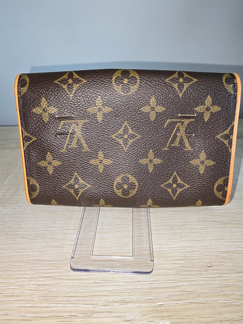Louis Vuitton Monogram Pochette Florentine