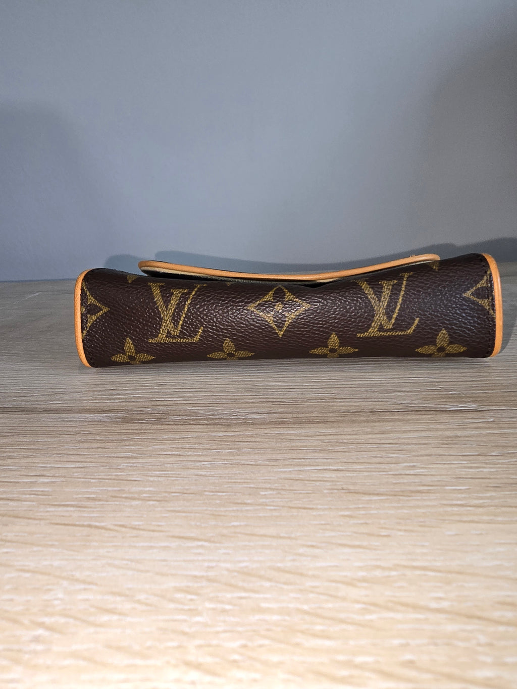 Louis Vuitton Monogram Pochette Florentine