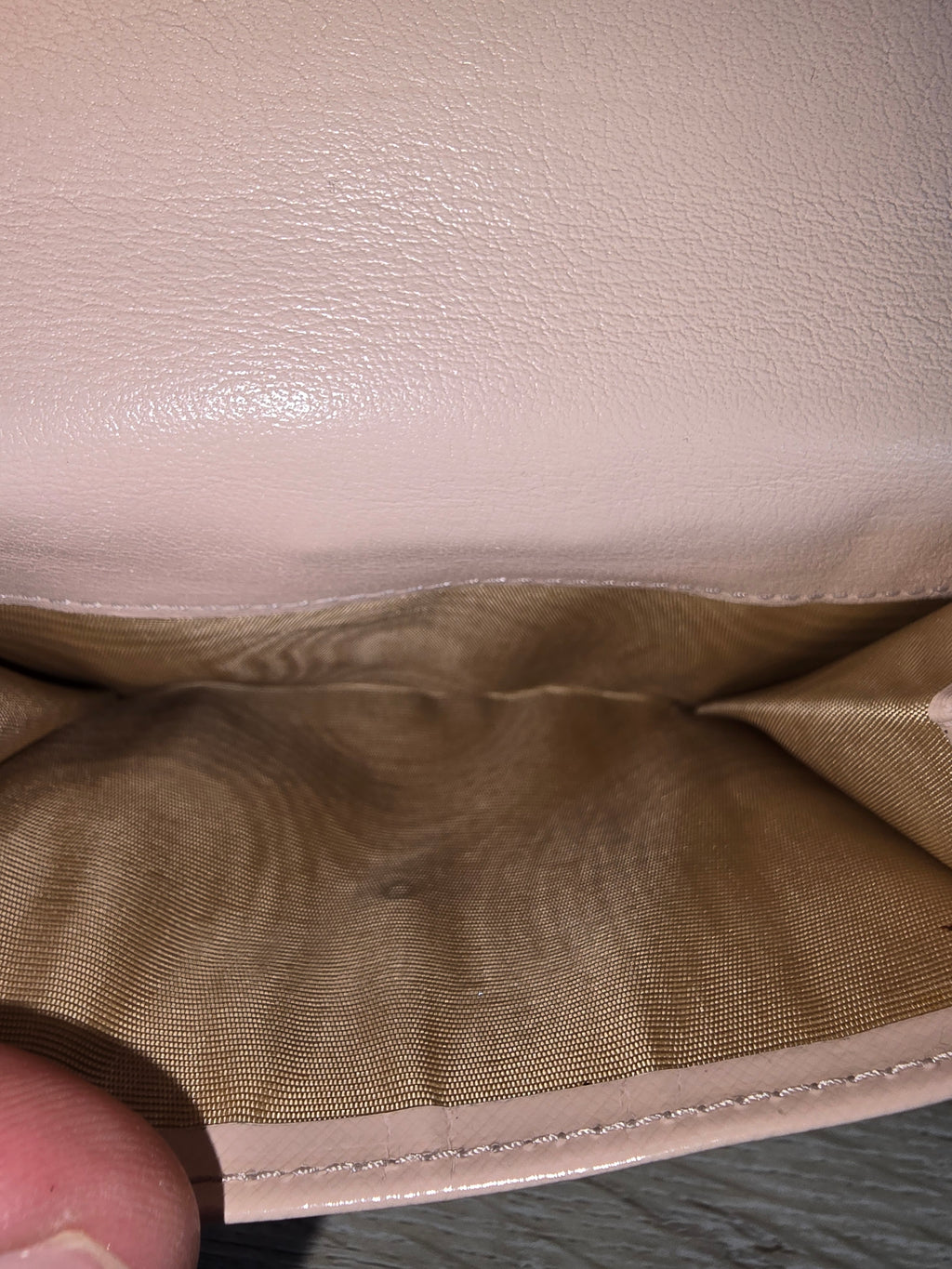Salvatore Ferragamo Gancini Leather Coin Purse — Blush Pink