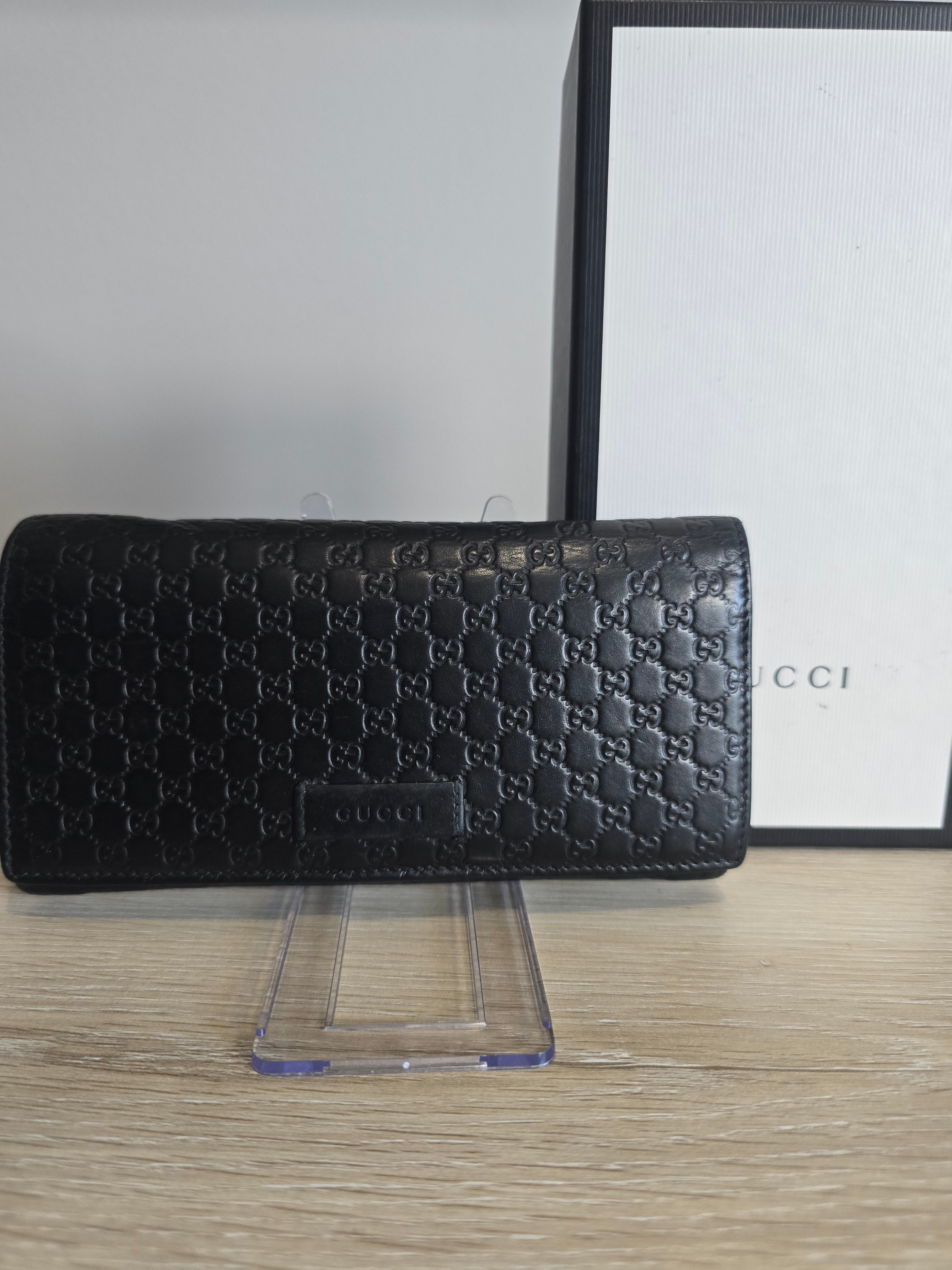 Gucci Microguccissima Leather Wallet — Black