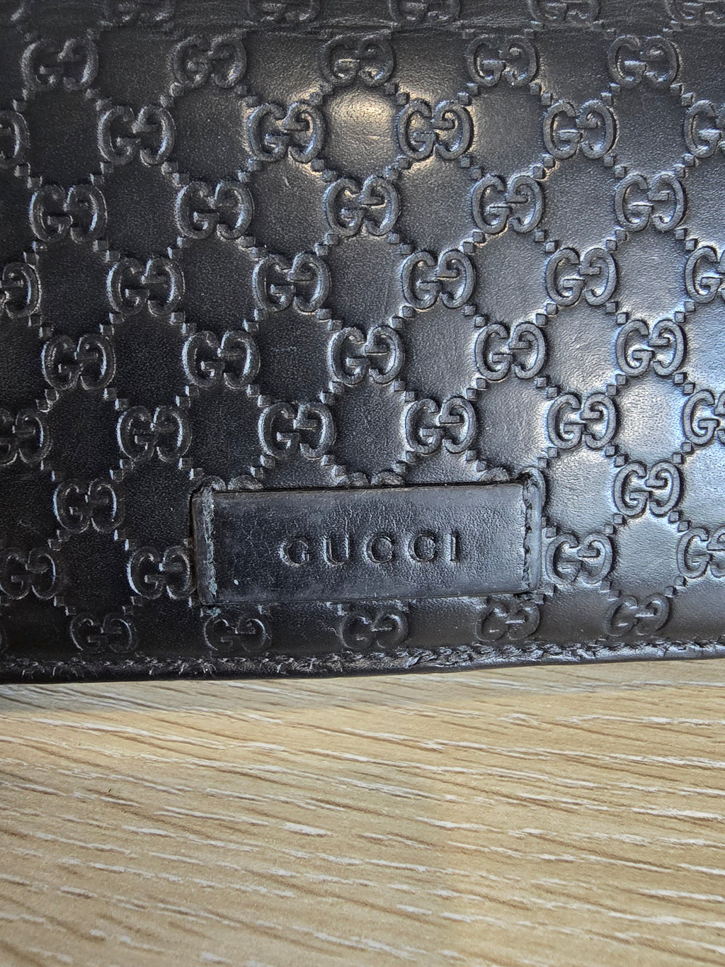 Gucci Microguccissima Leather Wallet — Black