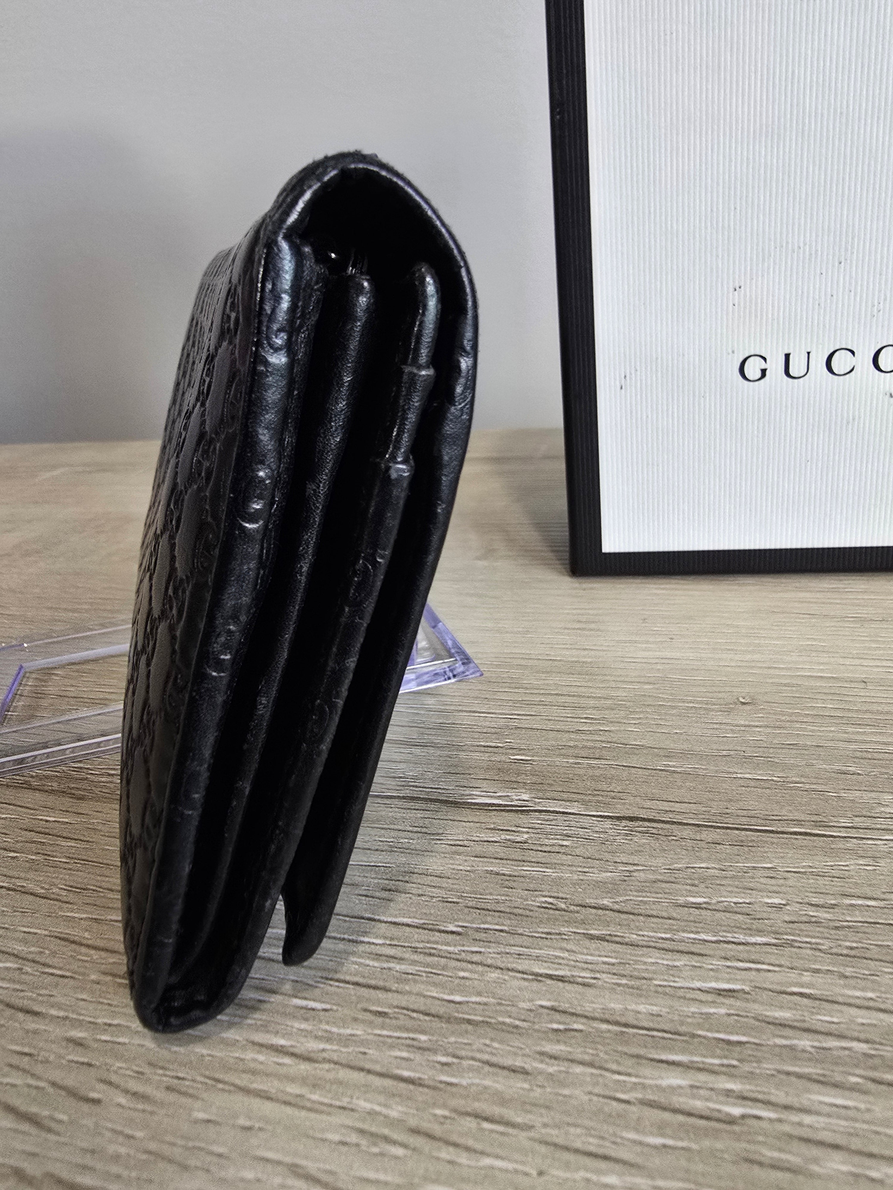 Gucci Microguccissima Leather Wallet — Black