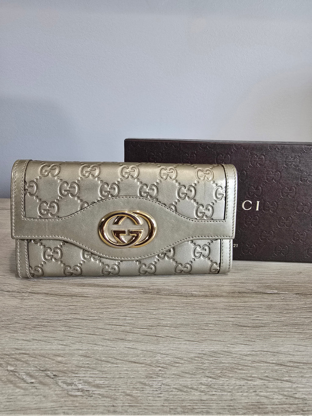 Gucci Interlocking G Continental Long Wallet — Champagne Guccissima