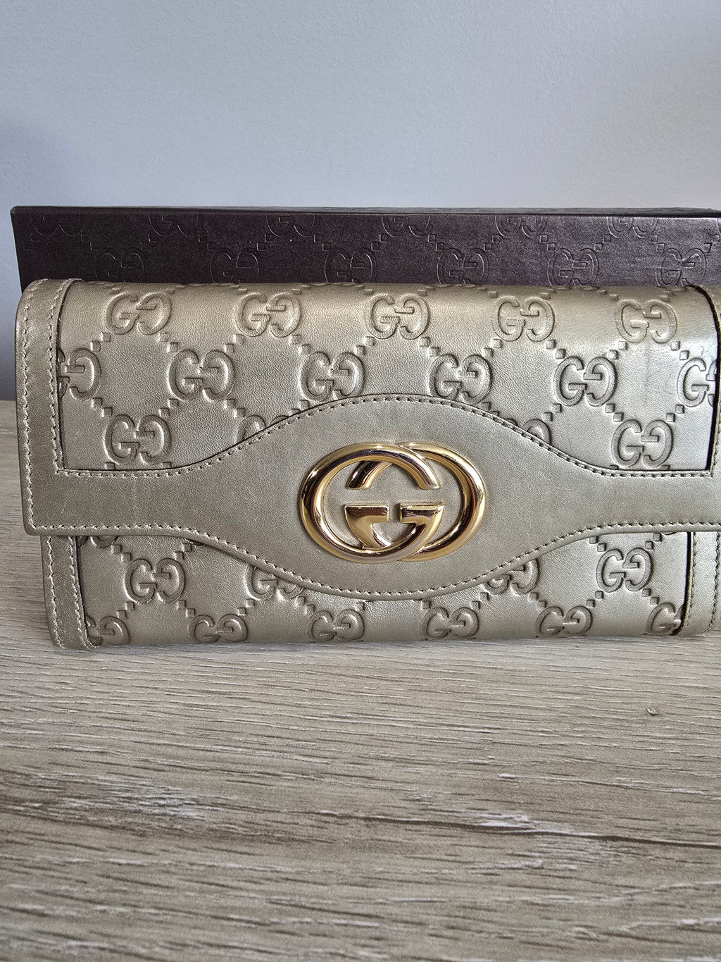 Gucci Interlocking G Continental Long Wallet — Champagne Guccissima