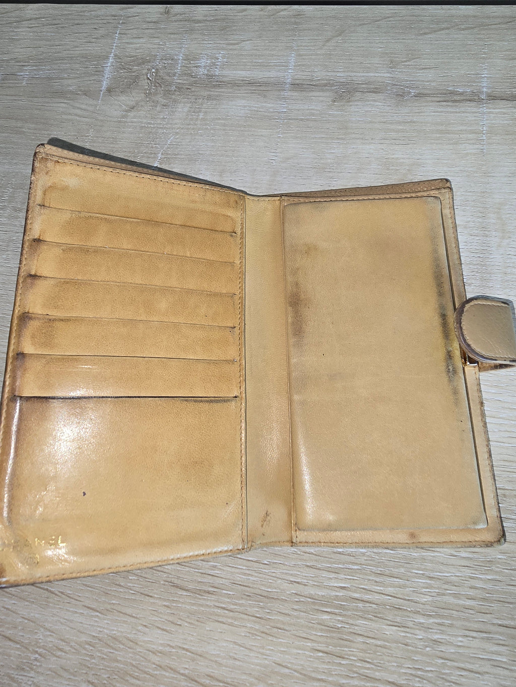 Chanel Vintage Caviar Leather Long Wallet — Beige