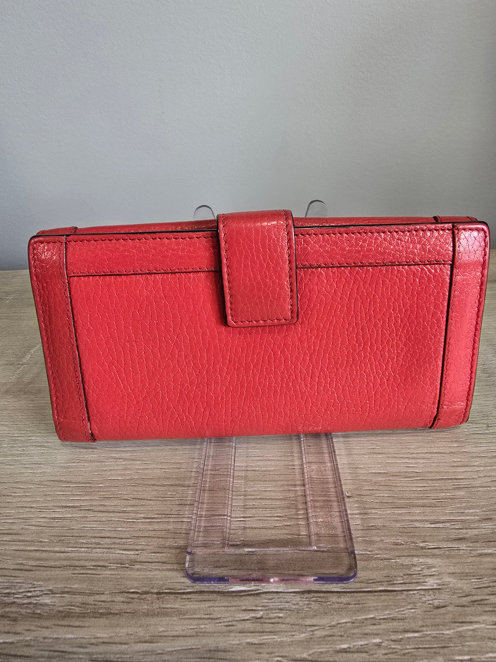 Gucci Charmy Continental Wallet — Scarlet Leather