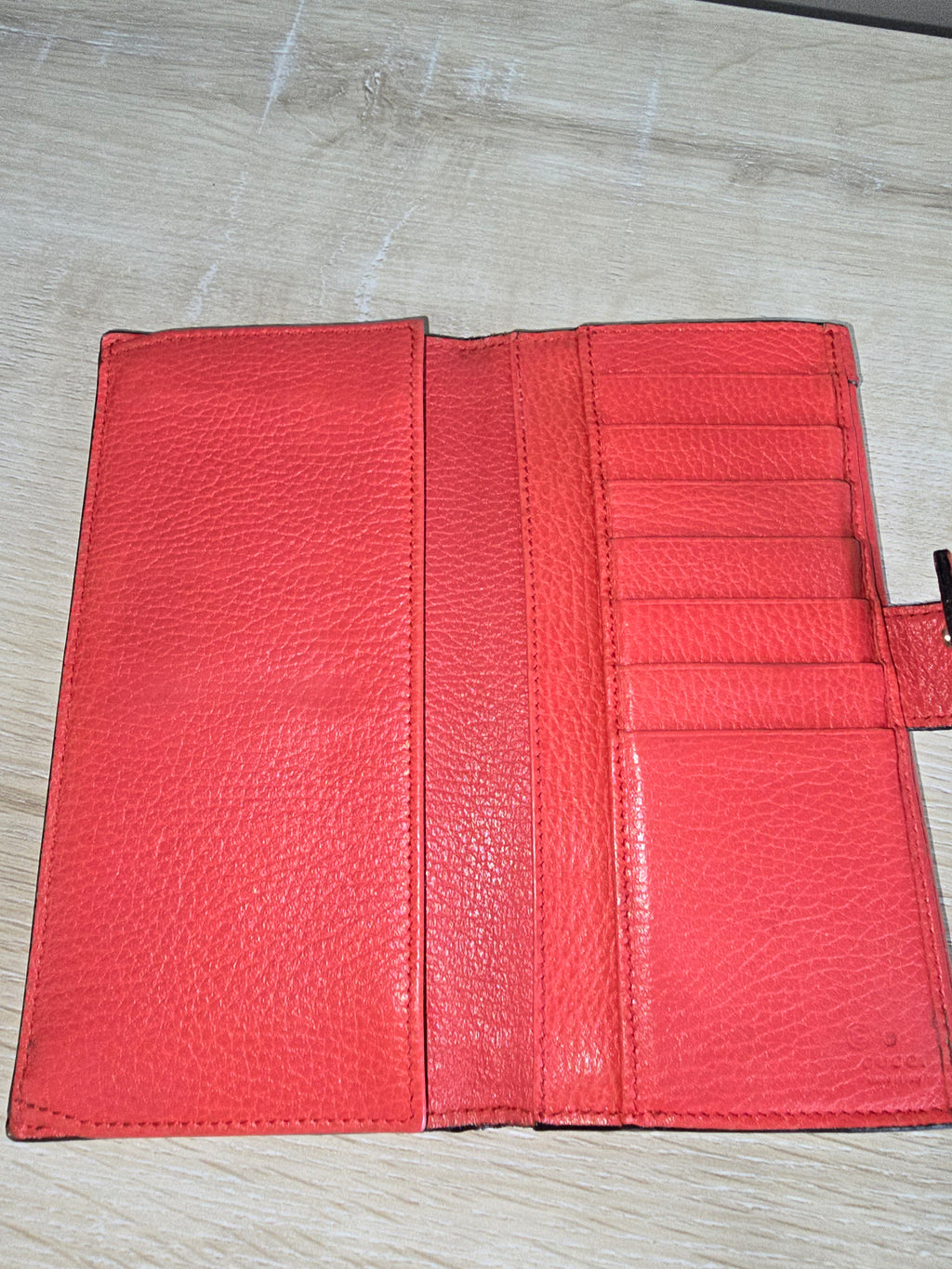 Gucci Charmy Continental Wallet — Scarlet Leather