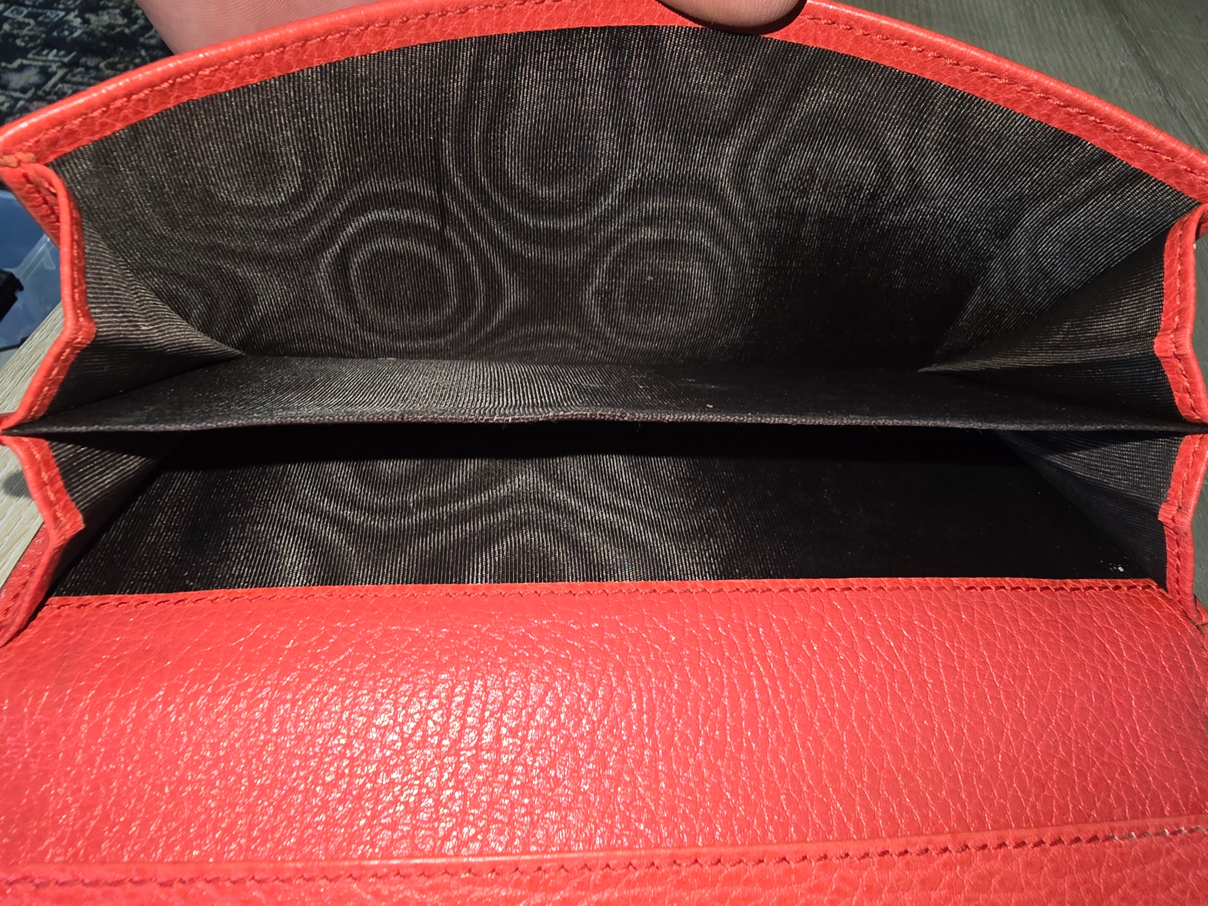 Gucci Charmy Continental Wallet — Scarlet Leather