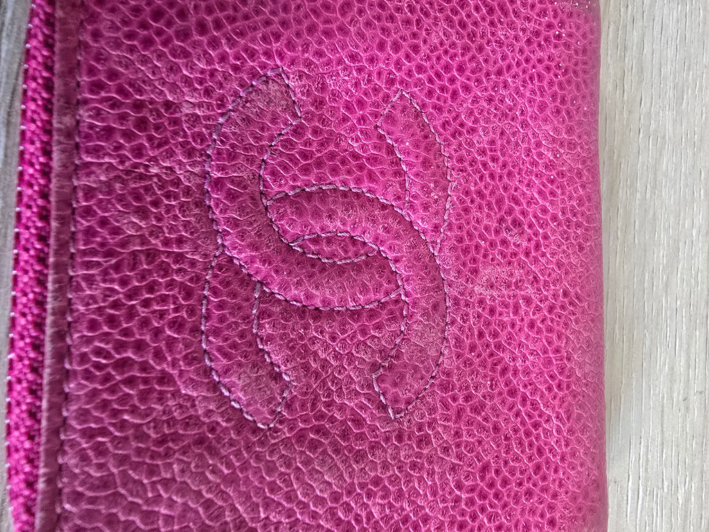 Chanel Vintage Caviar Leather Zip Coin Purse — Pink