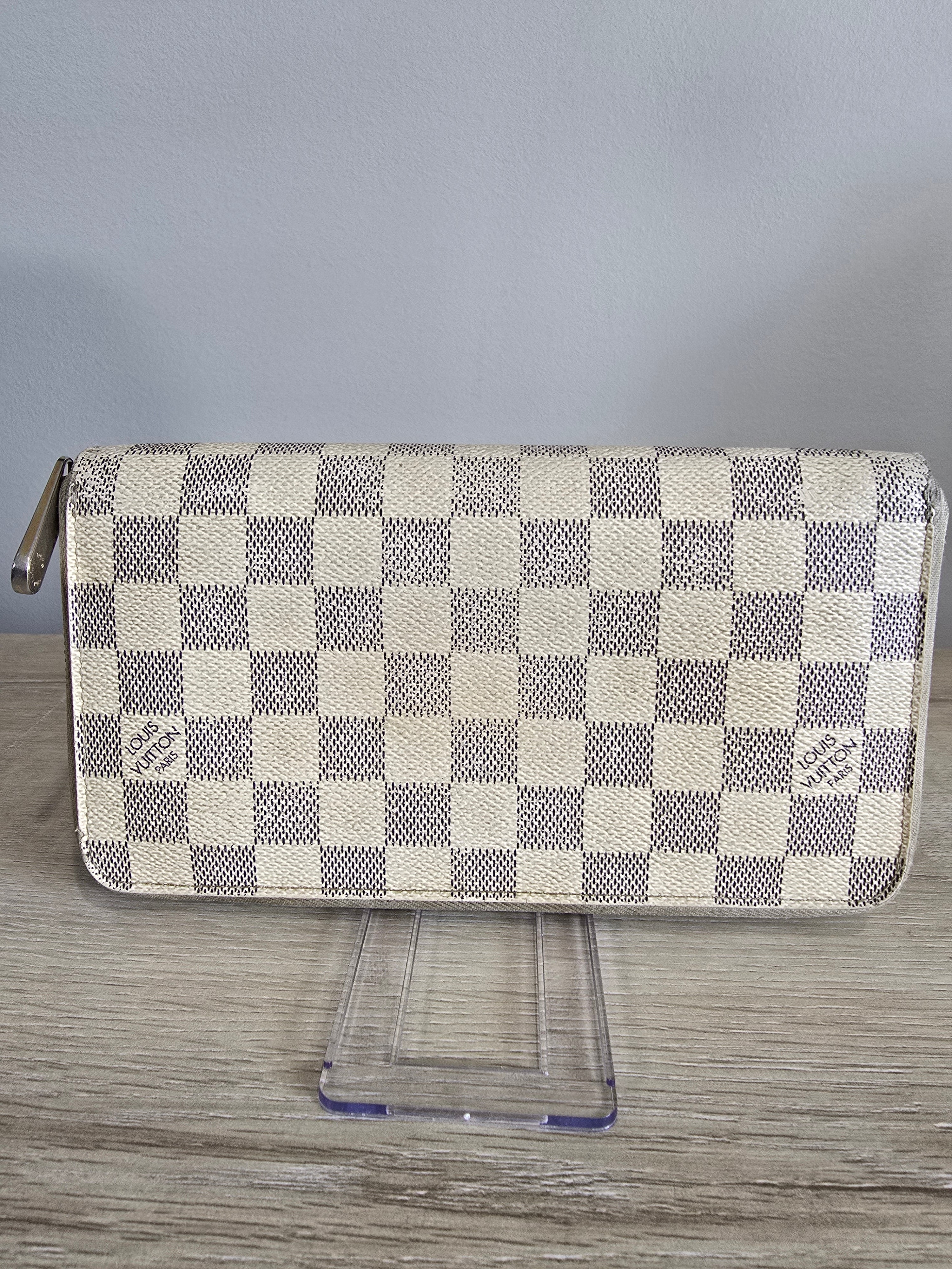 Louis Vuitton Damier Azur Zippy Wallet
