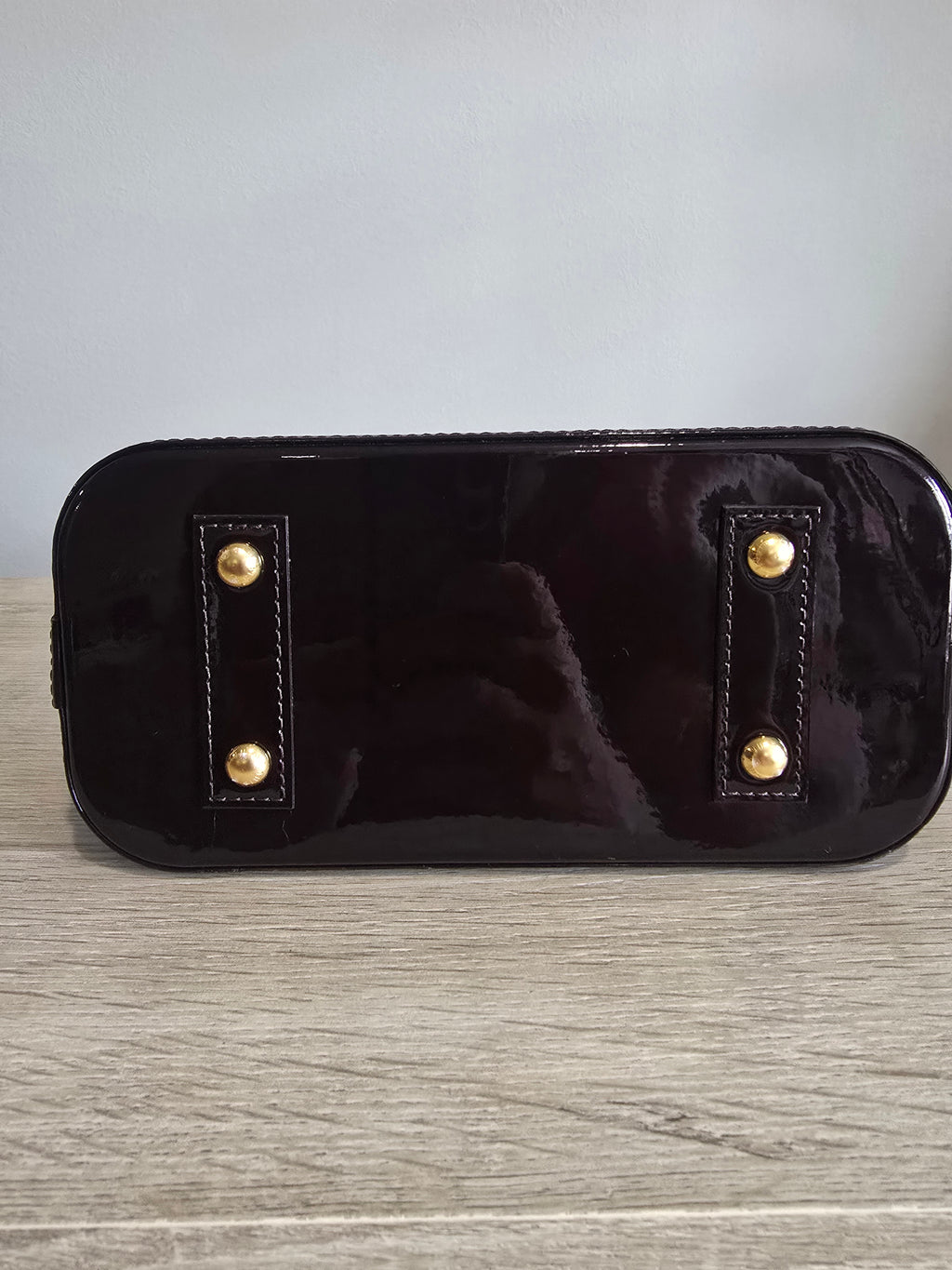 Louis Vuitton Alma BB – Burgundy Patent Monogram / Gold Hardware