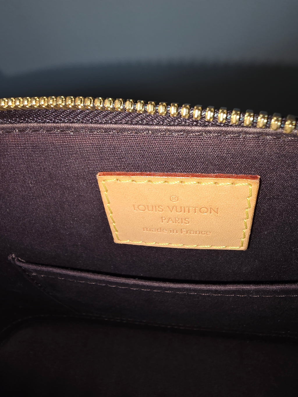 Louis Vuitton Alma BB – Burgundy Patent Monogram / Gold Hardware
