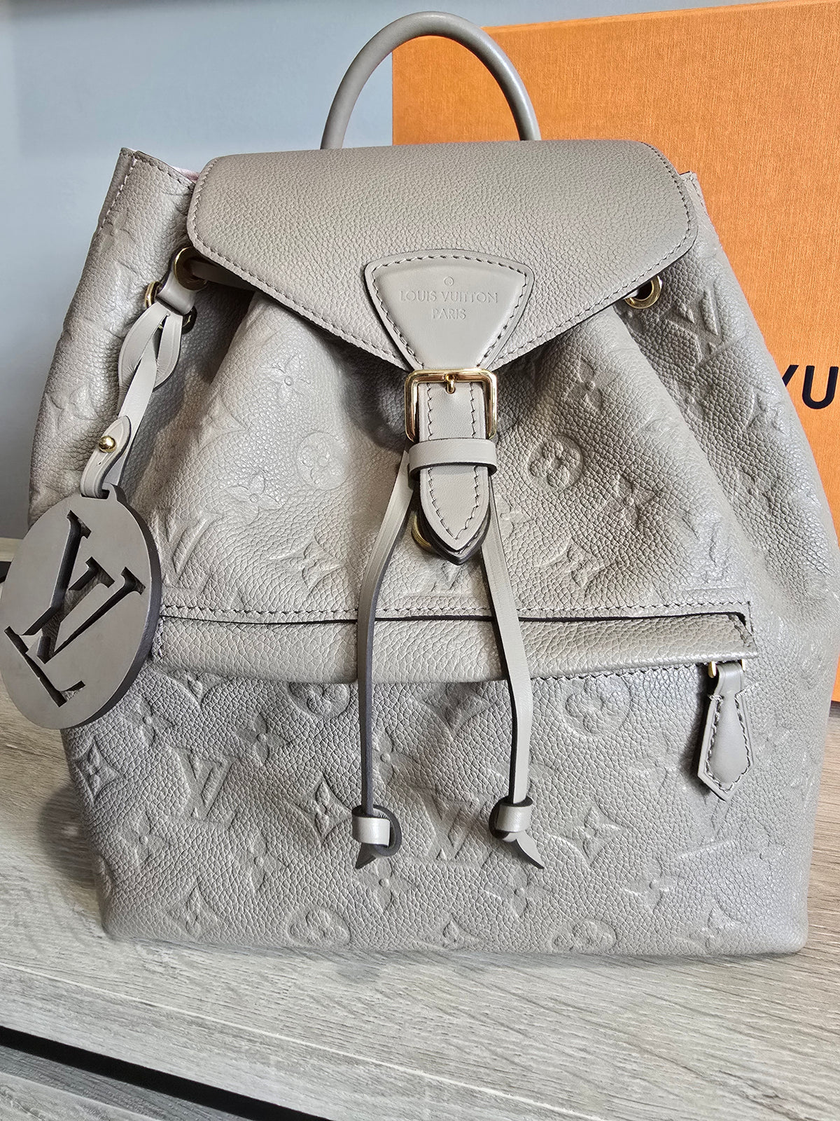 Louis Vuitton Monogram Montsouris NM Backpack – Light Gray / Gold Hardware