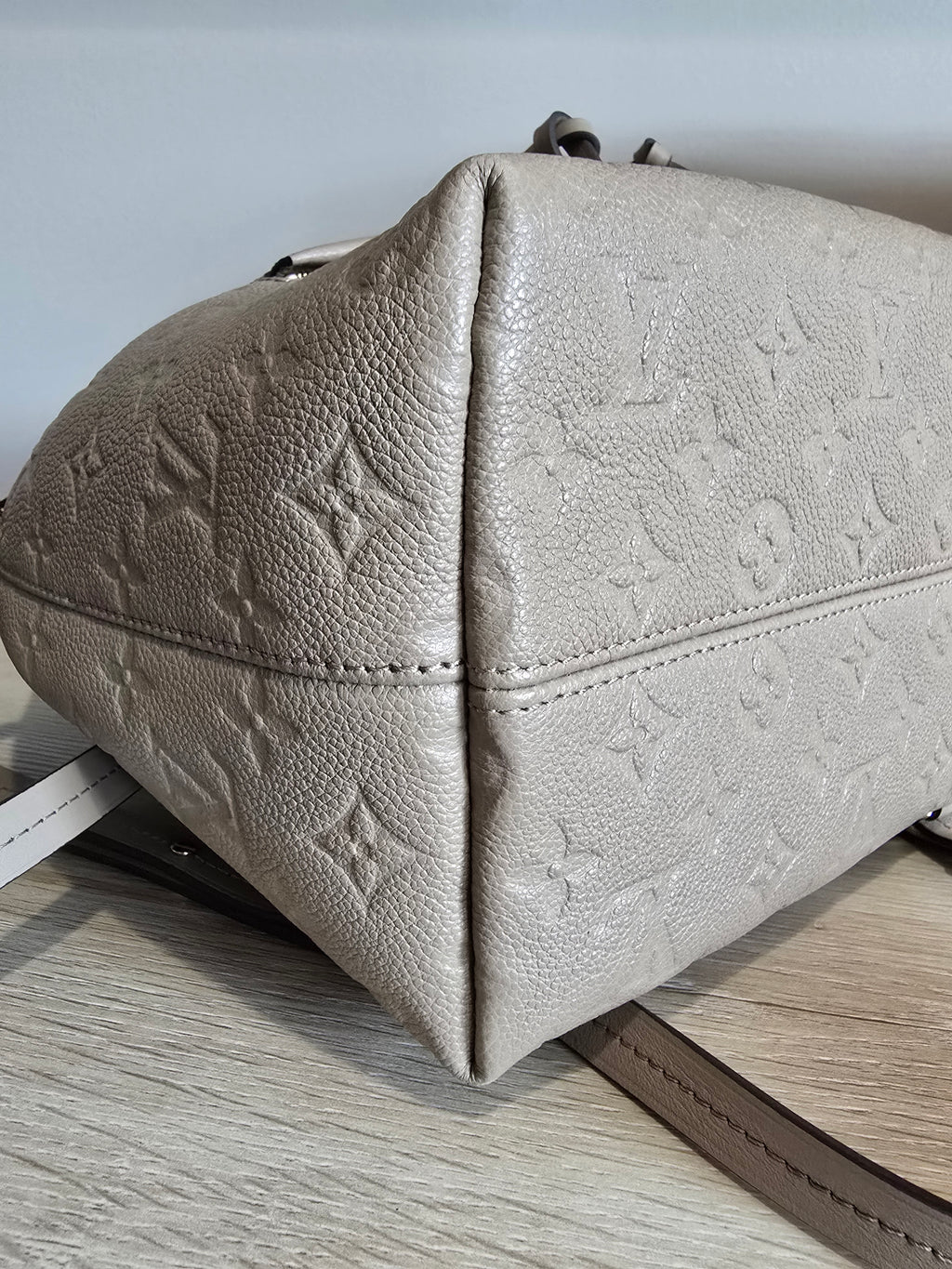 Louis Vuitton Monogram Montsouris NM Backpack – Light Gray / Gold Hardware