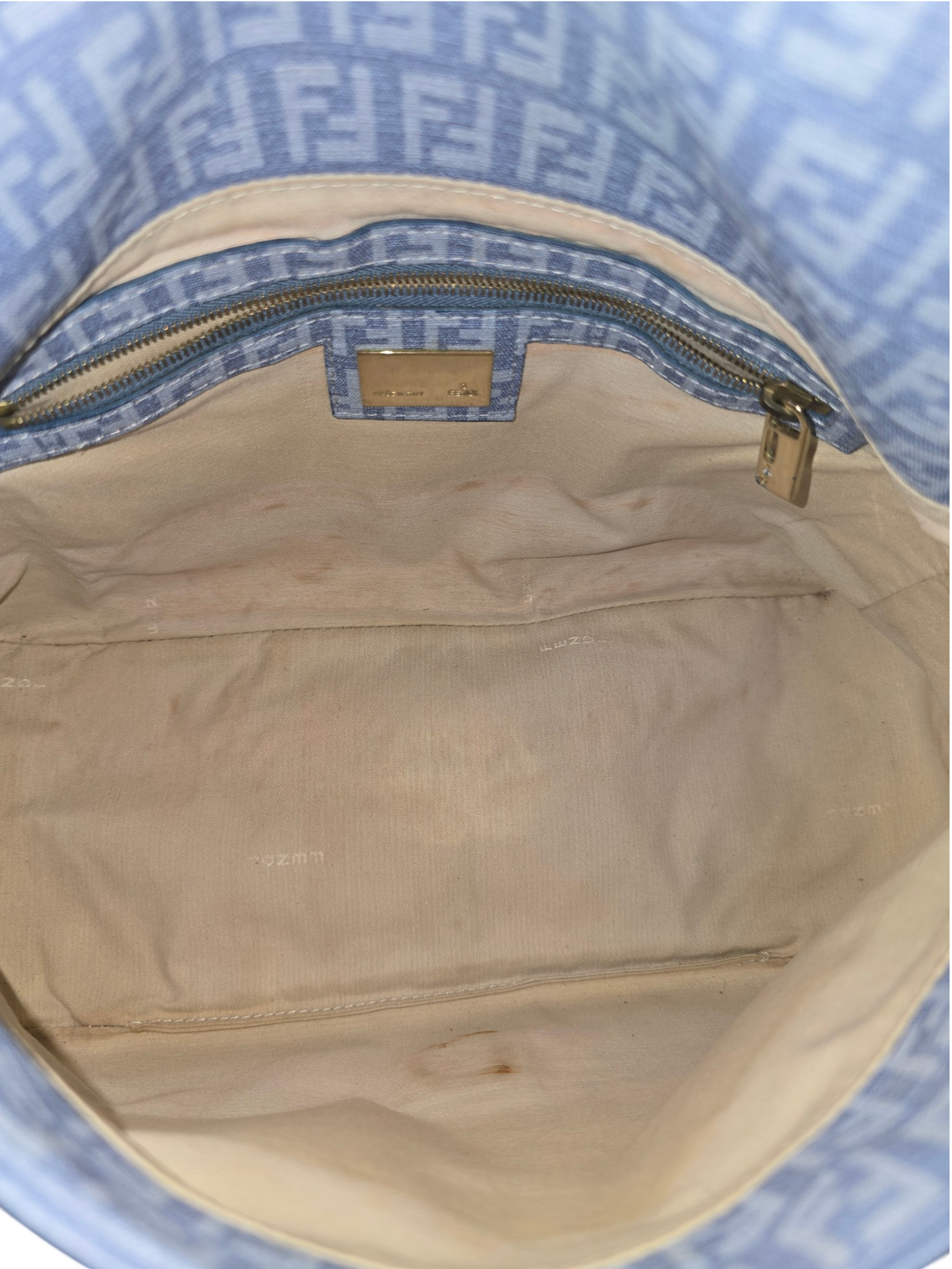 Fendi Baguette Mamma Style – Light Blue Zucchino Spalmati / Gold Hardware