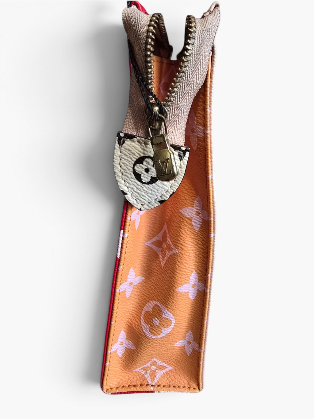 Louis Vuitton Giant Monogram Toiletry Pouch 26 – Multicolor