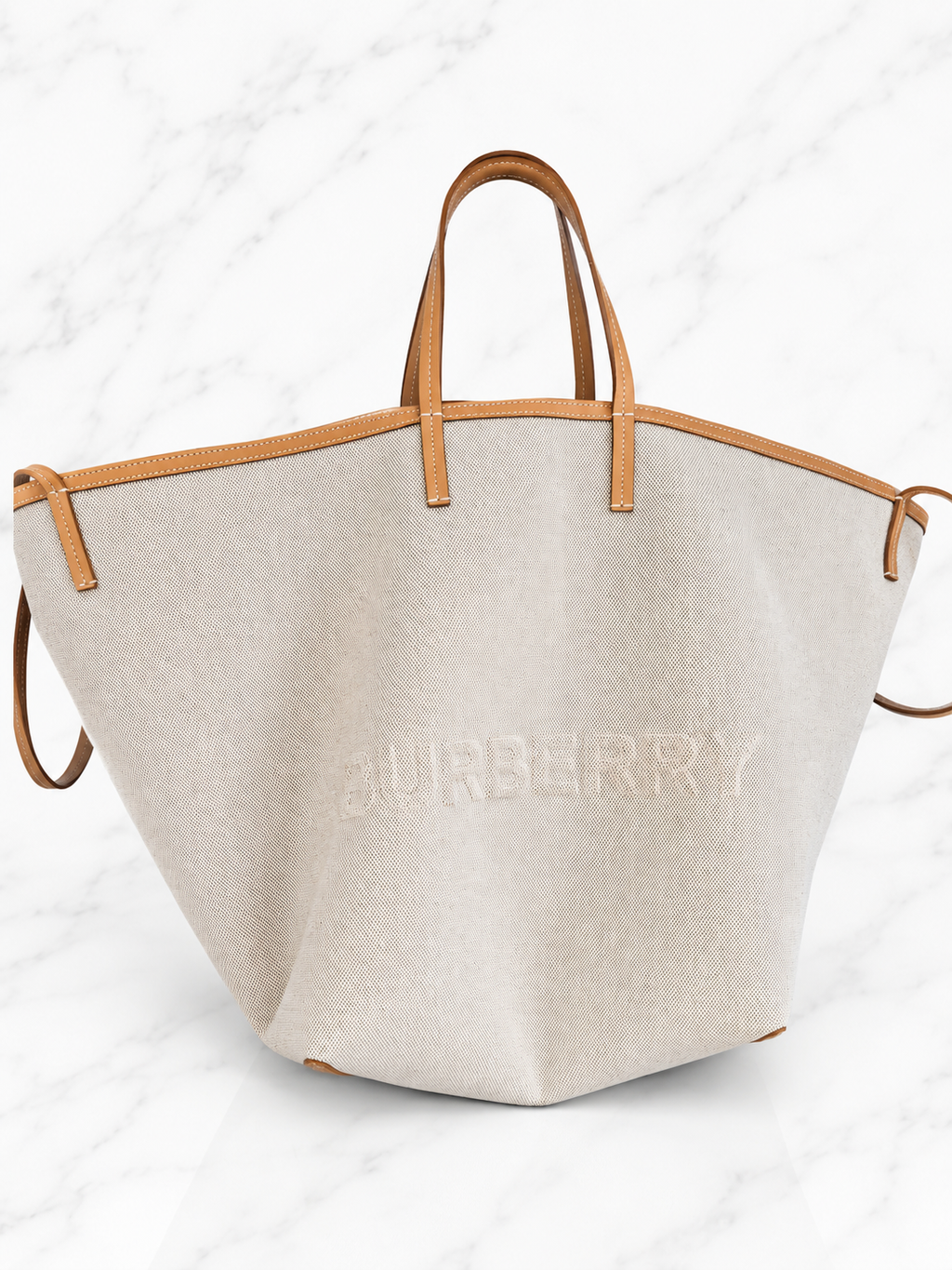 Burberry Beach Logo Extra Large Canvas Tote — Beige