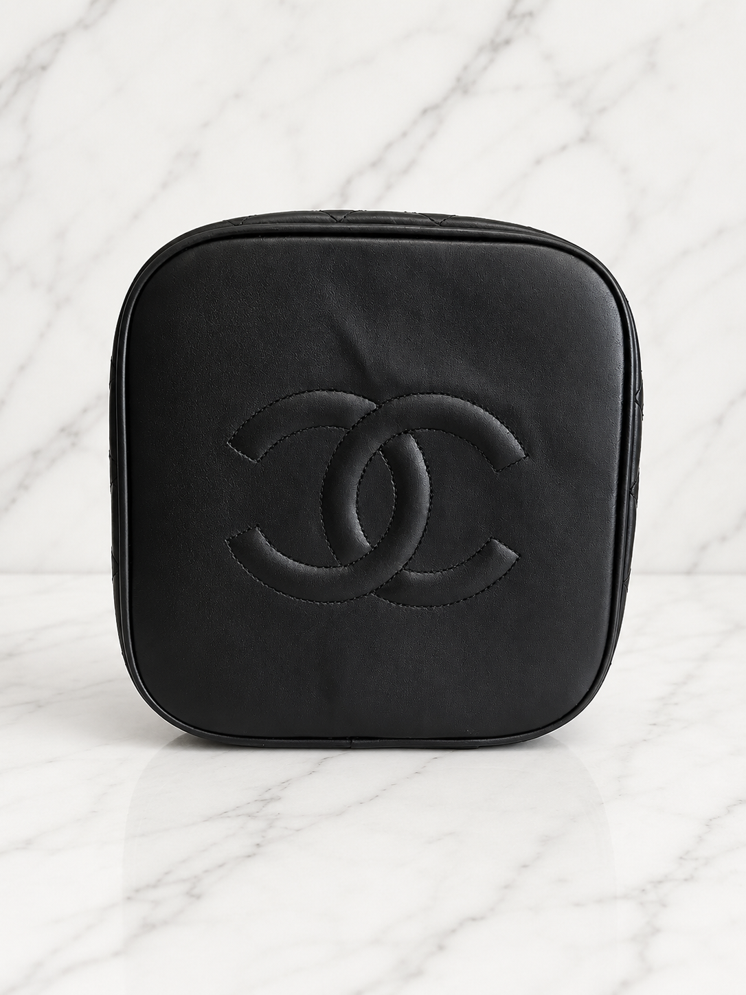 Chanel Vintage Vanity Bag Black Quilted Lambskin Gold Hardware