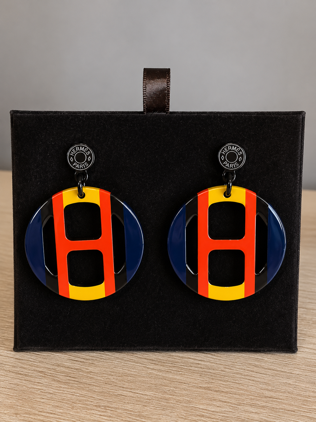 Hermès Lacquered Horn H Équipe Clip-On Earrings Multicolor Orange Yellow Blue